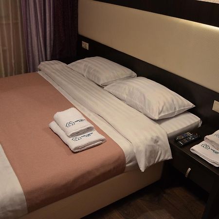 Home Comfort Livoberezhna Iec Kiev Экстерьер фото