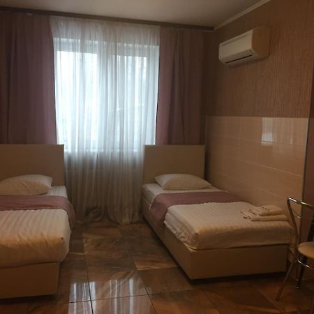 Home Comfort Livoberezhna Iec Kiev Экстерьер фото