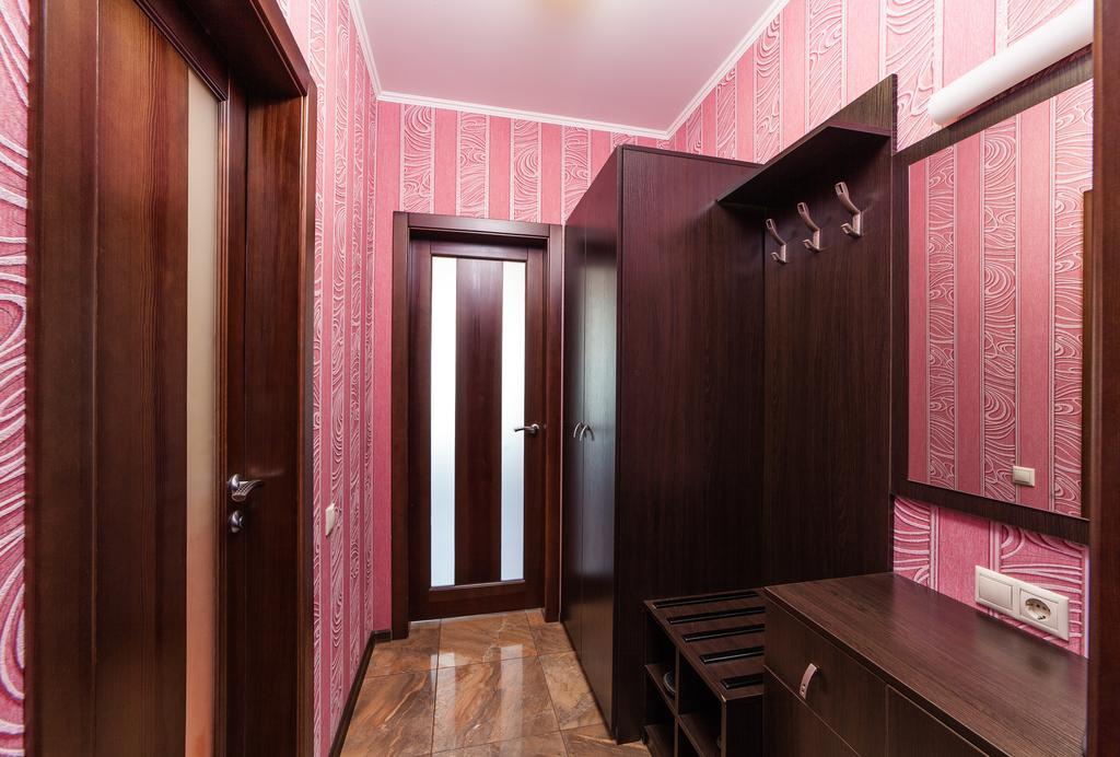 Home Comfort Livoberezhna Iec Kiev Экстерьер фото