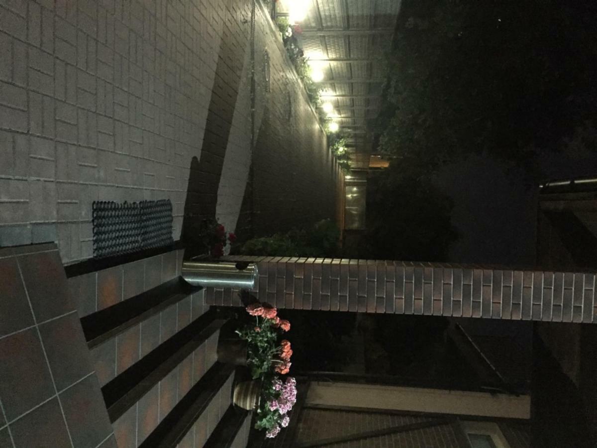 Home Comfort Livoberezhna Iec Kiev Экстерьер фото